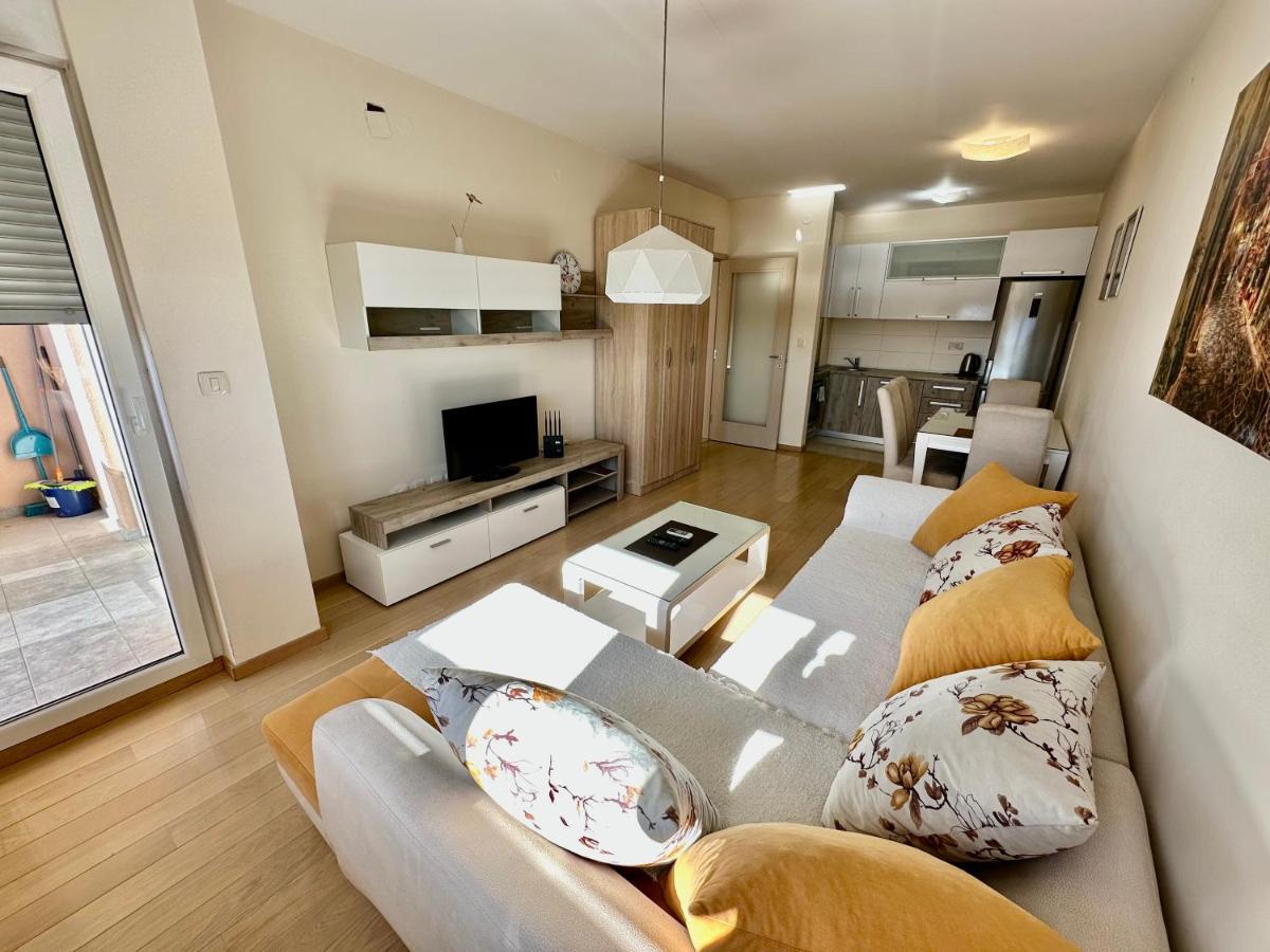 Fanky City Apartments Ποντγορίτσα Εξωτερικό φωτογραφία