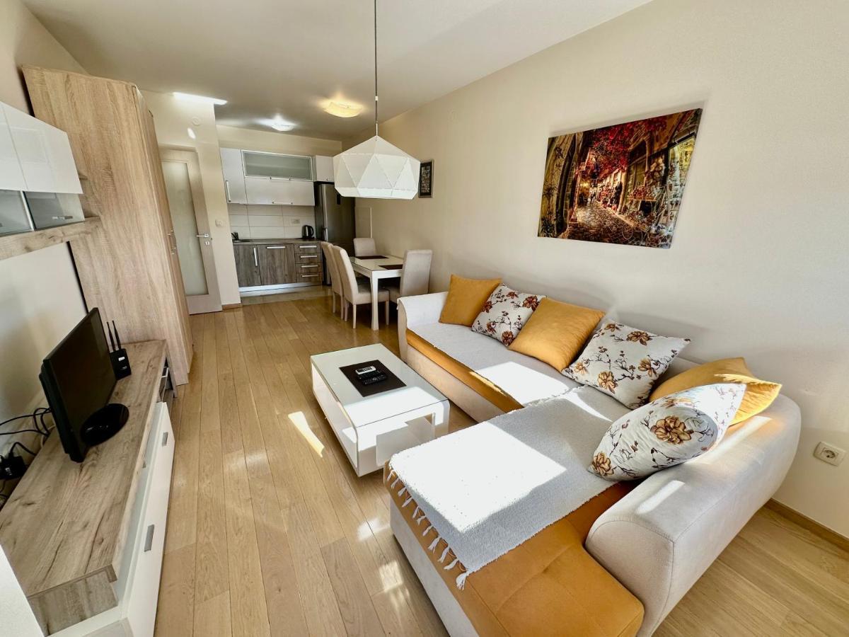 Fanky City Apartments Ποντγορίτσα Εξωτερικό φωτογραφία
